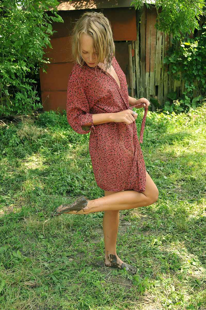 Полина, 26